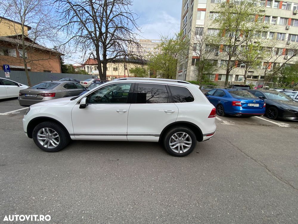 Volkswagen Touareg 3.0 V6 TDI BMT - 3