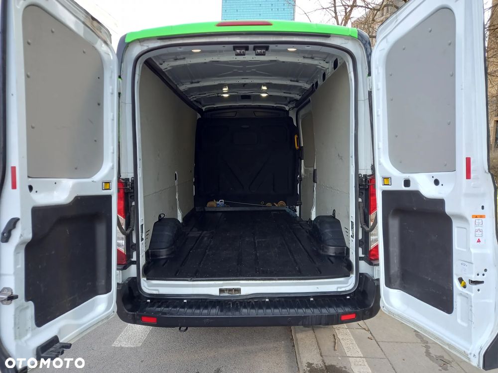 Ford Transit - 11