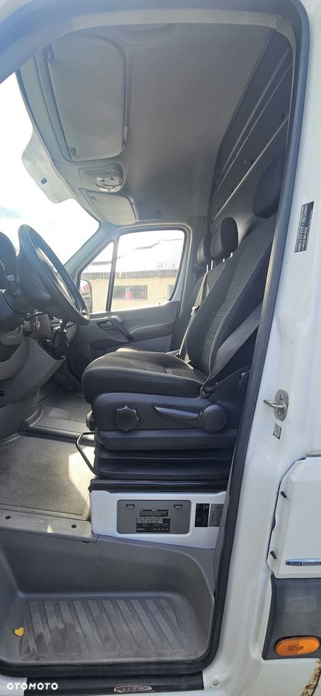 Mercedes-Benz Sprinter - 5