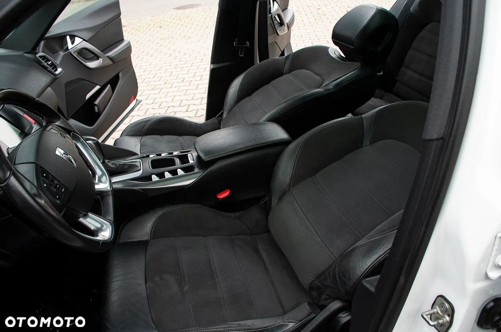 DS Automobiles DS 5 - 40