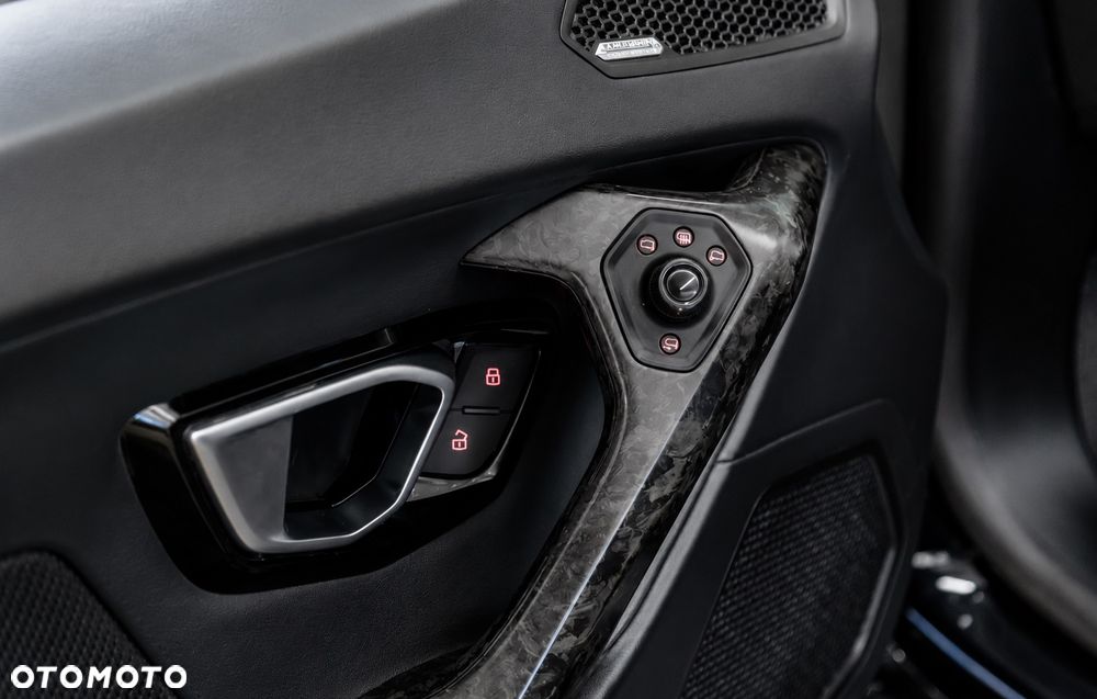 Lamborghini Huracan - 11