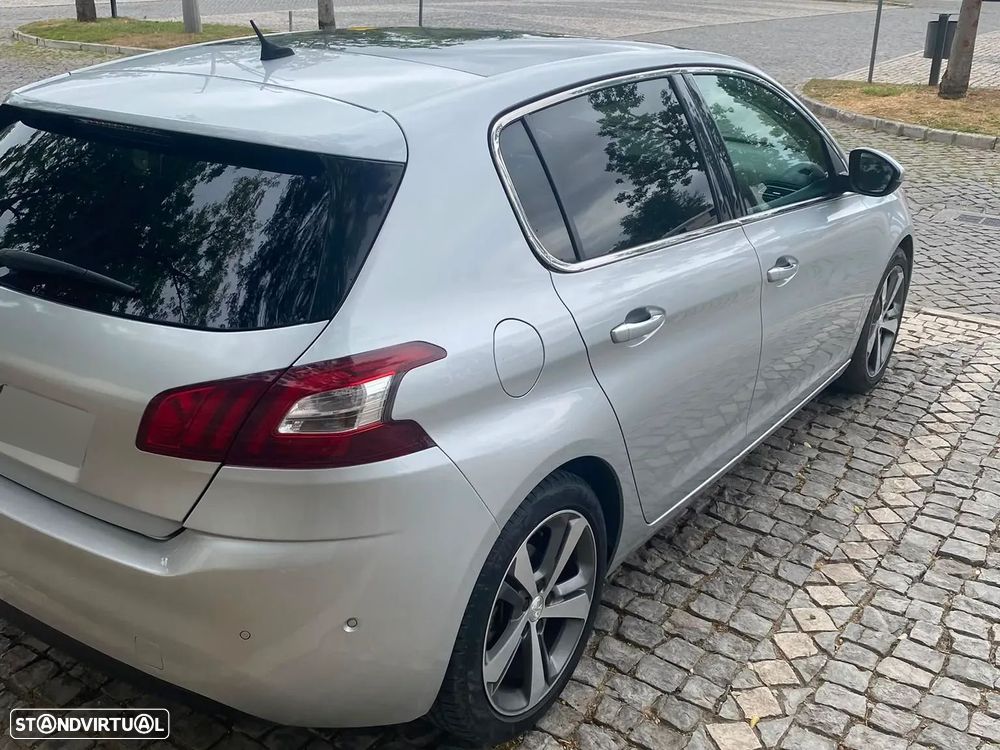 Peugeot 308 1.6 e-HDi Allure J17 — fotografia 3