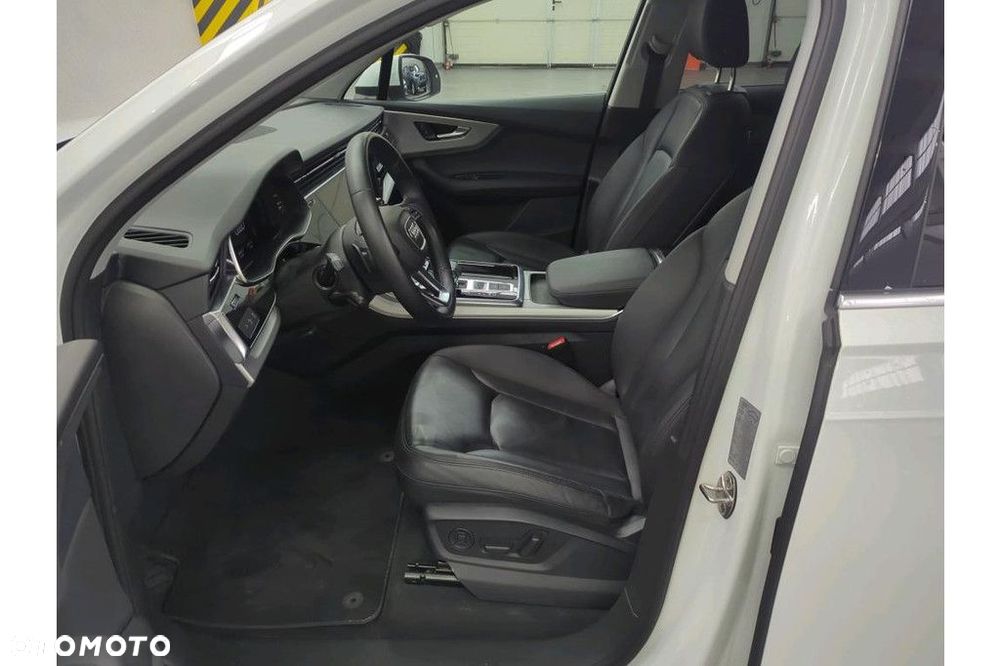 Audi Q7 - 5
