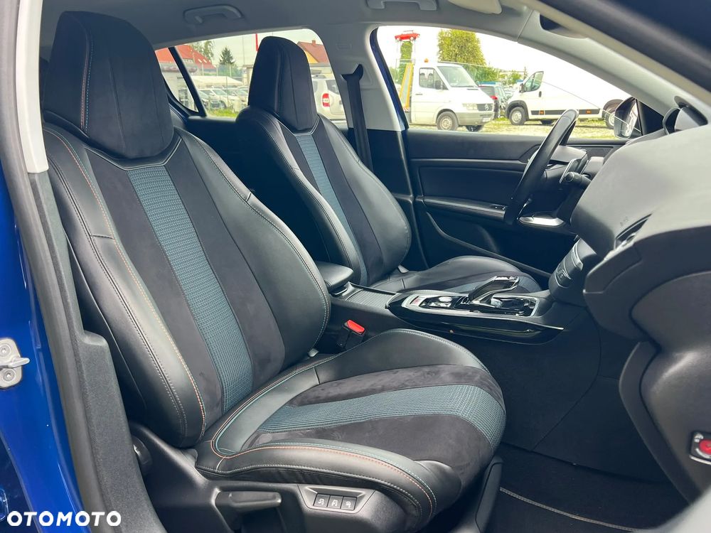 Peugeot 308 PureTech 130 GPF EAT8 Stop & Start Tech Edition - 23