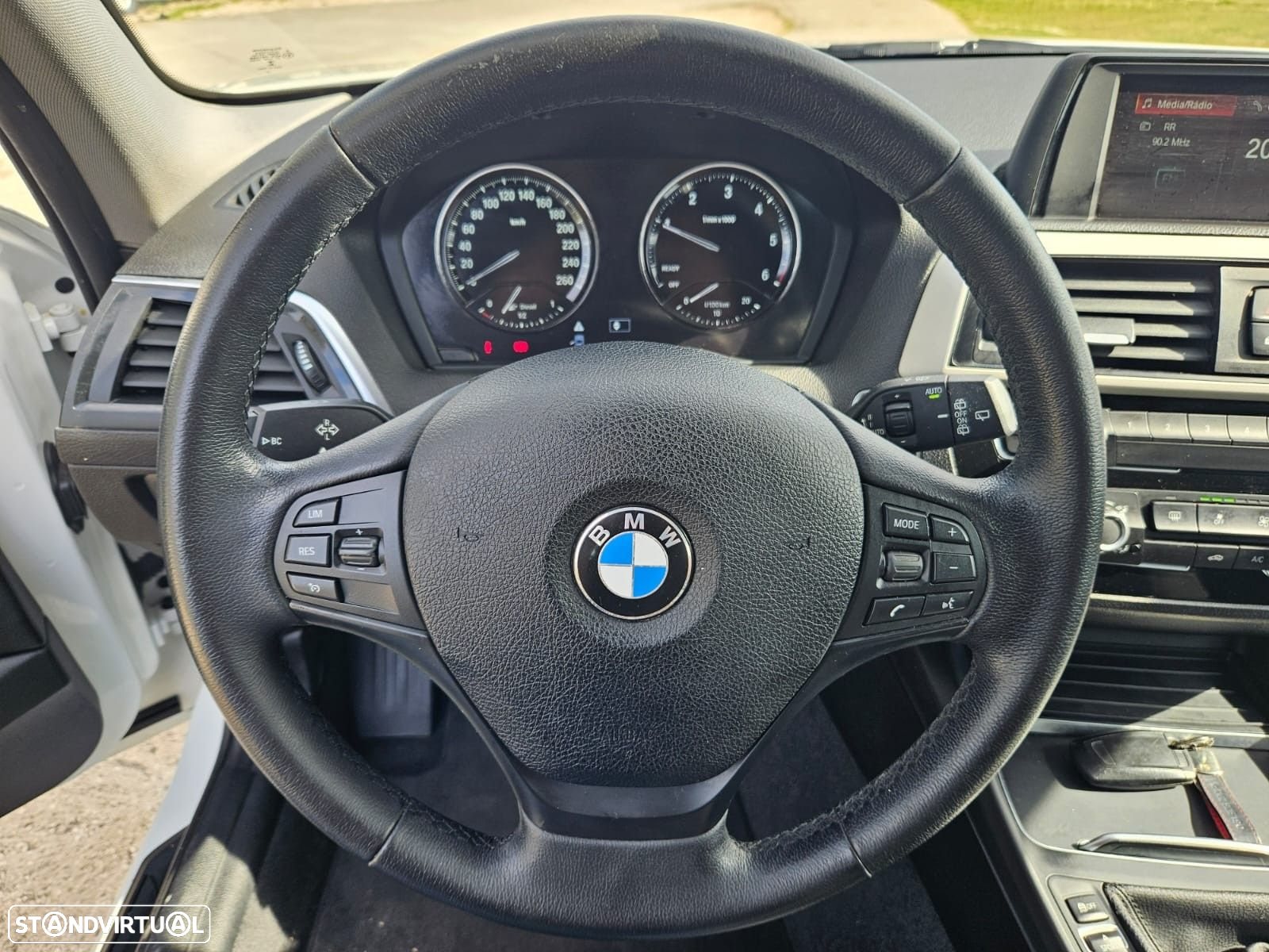 BMW 116 d Line Urban - 17
