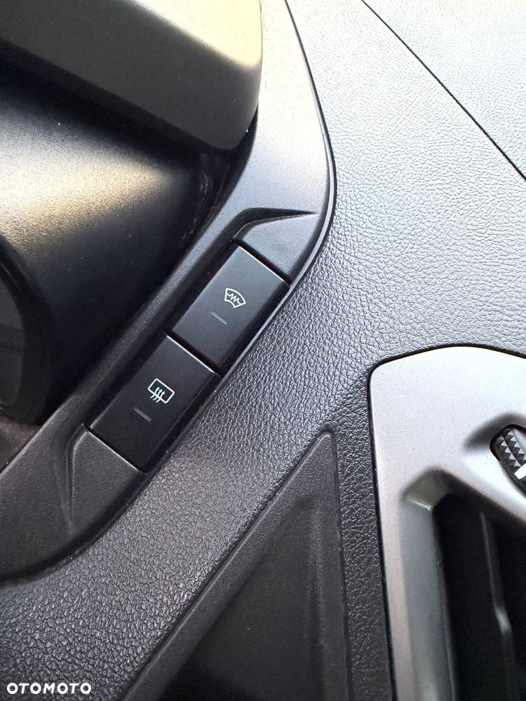 Ford Tourneo Custom 300 L2H1 VA Limited - 35