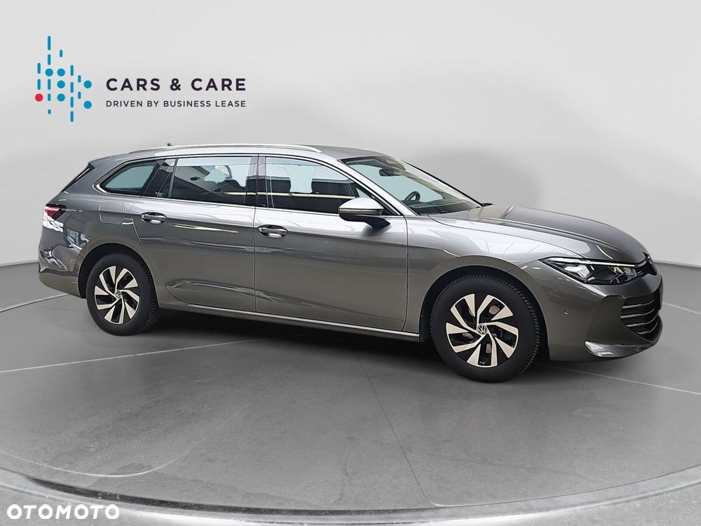 Volkswagen Passat - 7