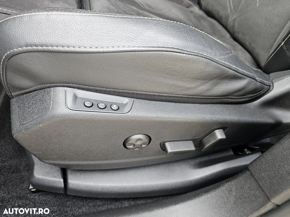 Citroën DS7 Crossback PureTech 180 Aut. PERFORMANCE LINE - 24