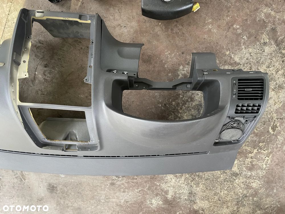 Deska rozdzielcza konsola Volkswagen Touran I 2003-10r - 5