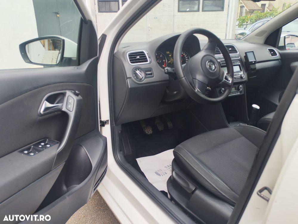 Volkswagen Polo 1.6 TDI Blue Motion Style - 9