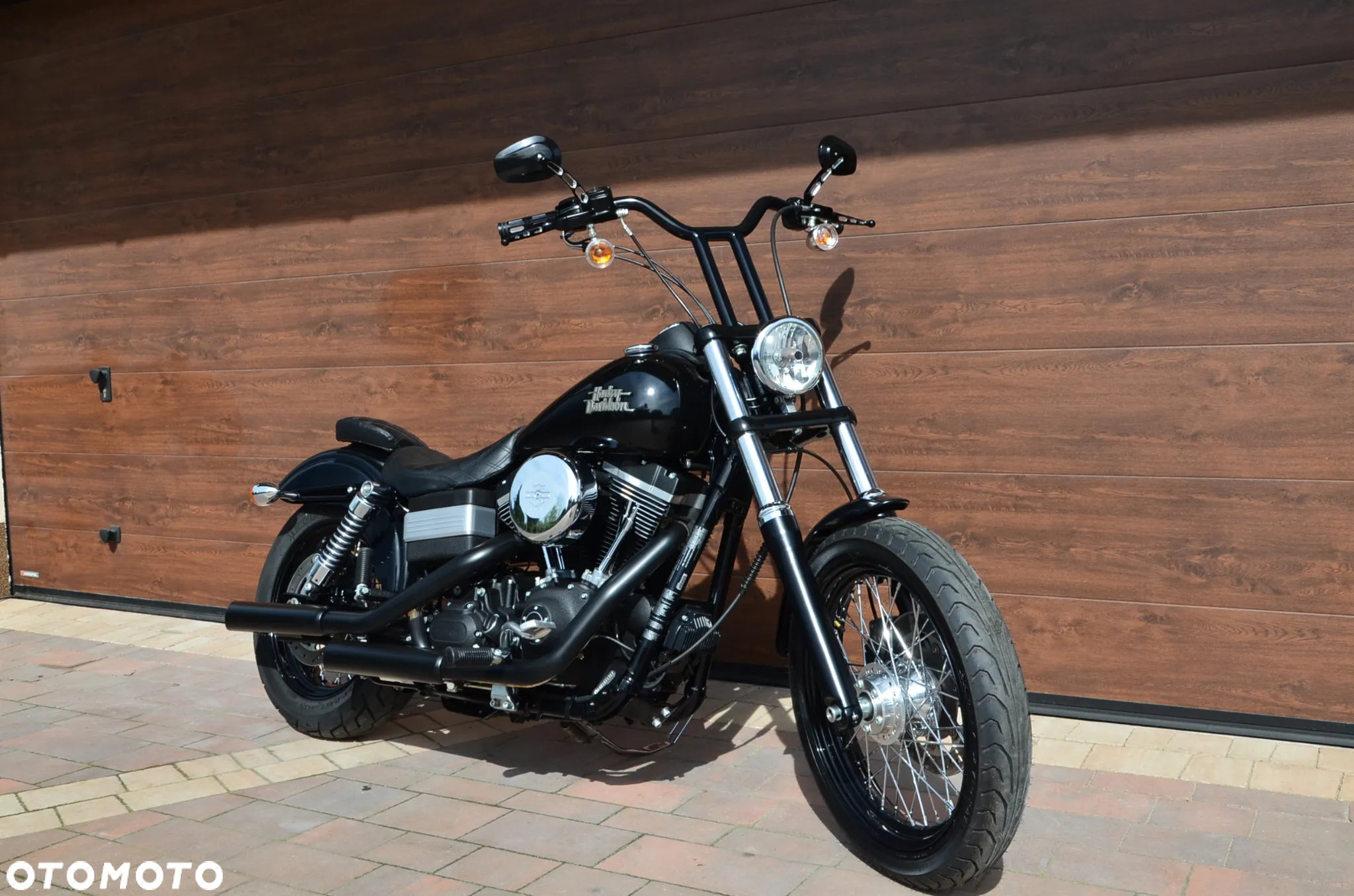 Harley-Davidson Dyna Street Bob - 4