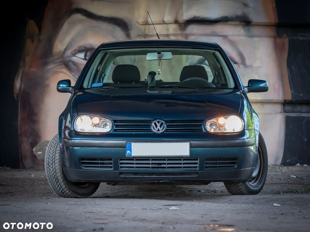 Volkswagen Golf 1.9 TDI - 1