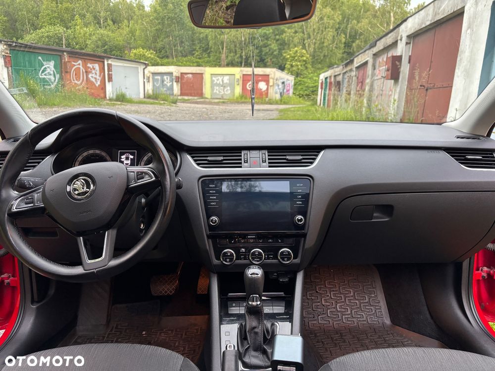 Skoda Octavia 2.0 TDI Style DSG - 10