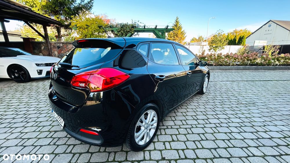 Kia Ceed - 6