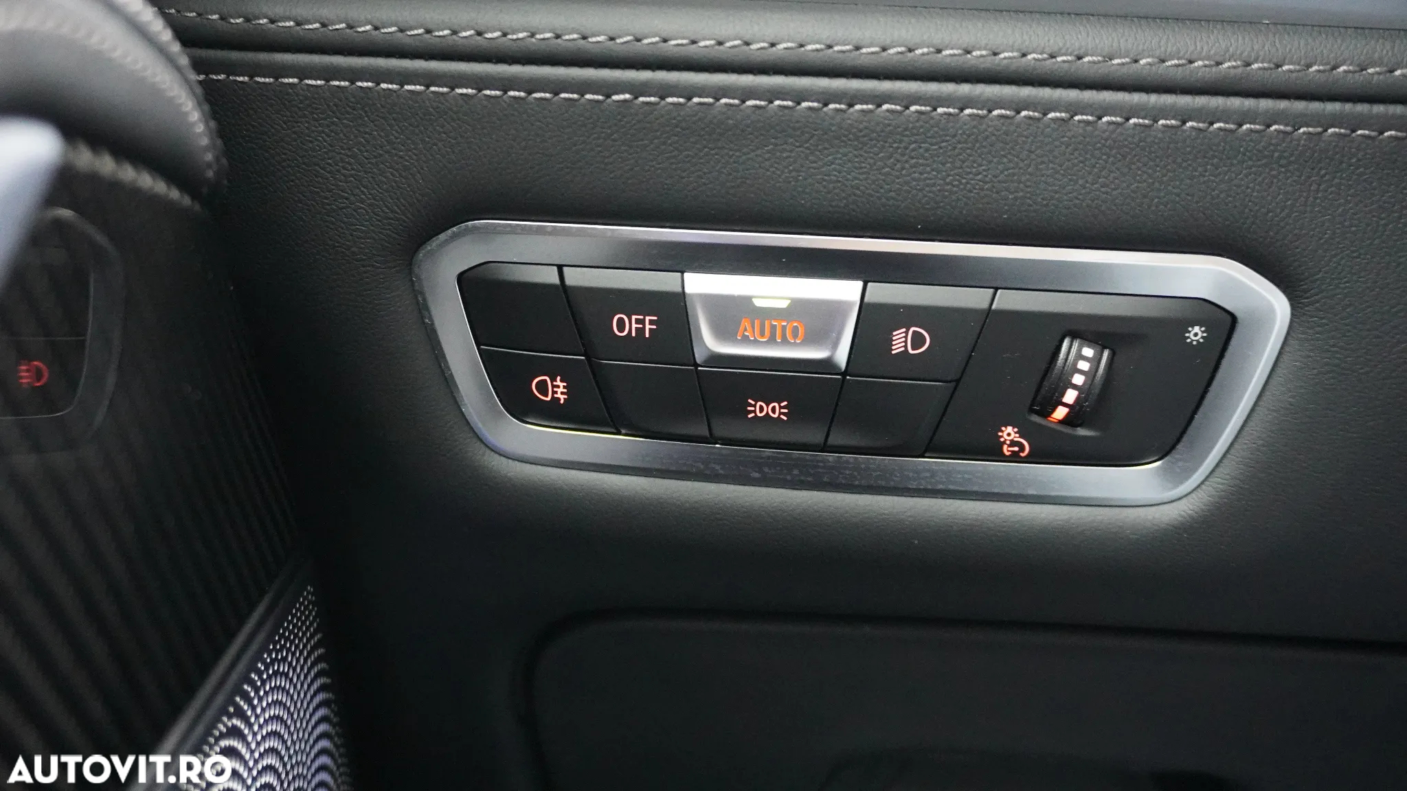 BMW X7 M60i xDrive AT MHEV - 34