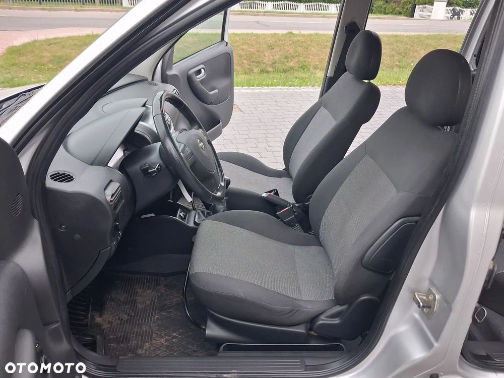 Opel Combo - 12
