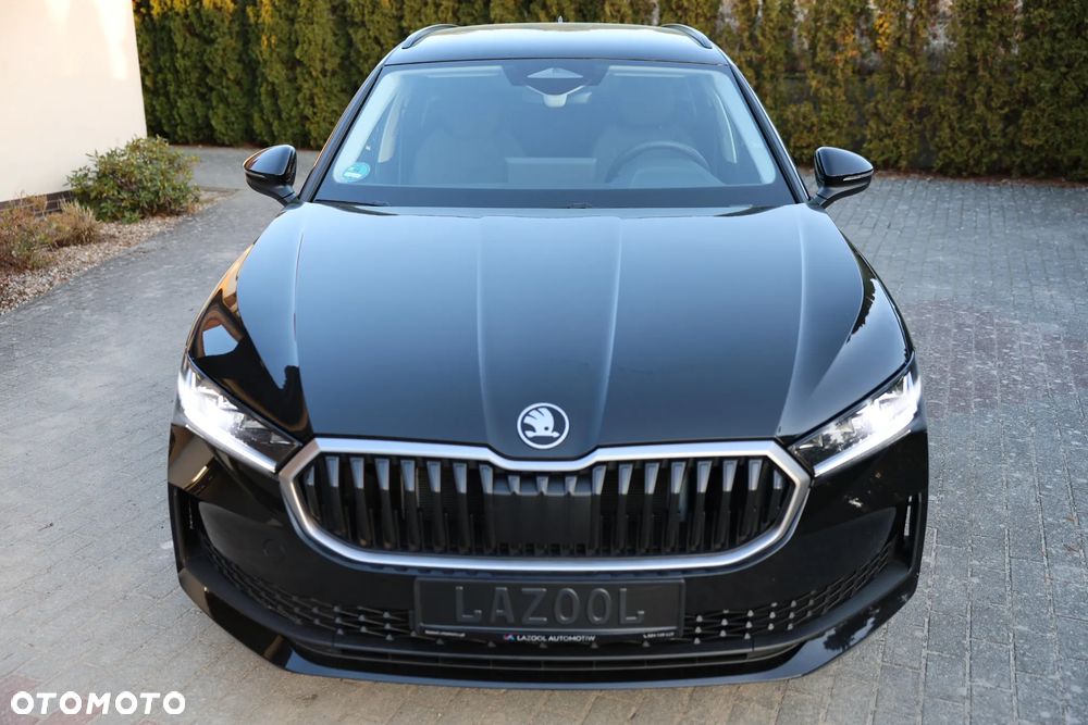 Skoda Superb 2.0 TDI SCR Essence DSG - 4
