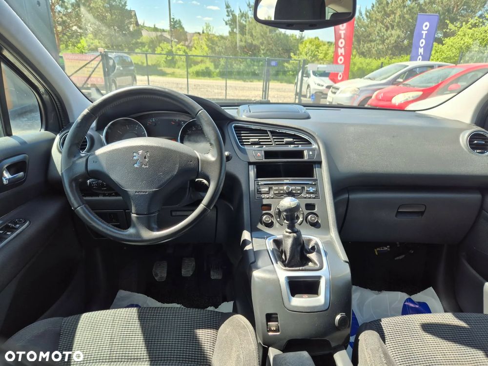 Peugeot 5008 - 22