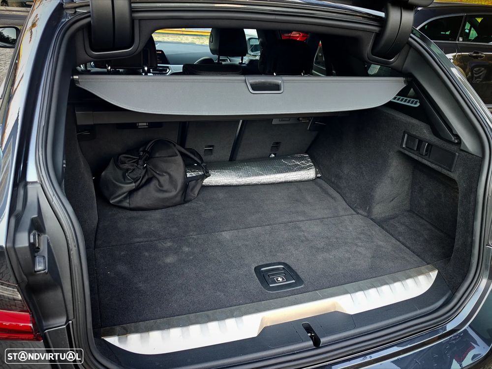 BMW 320 e Line Luxury Auto - 9