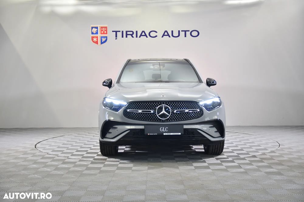Mercedes-Benz GLC 300 4MATIC MHEV - 9