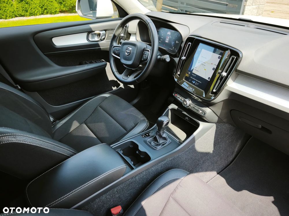 Volvo XC 40 T3 Momentum - 10