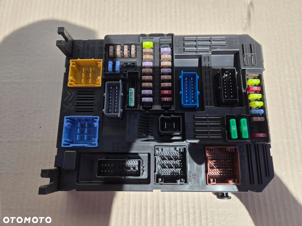 Moduł sterownik BSI Citroen C5 Aircross 1.2 THP   9832881380 - 1
