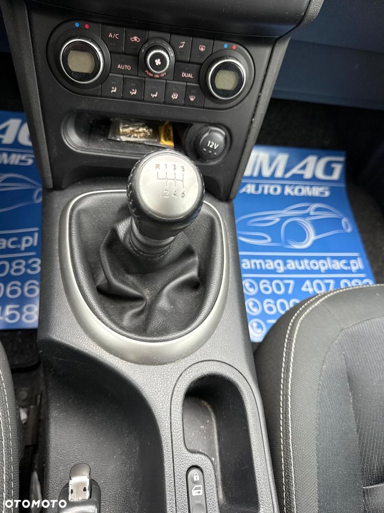 Nissan Qashqai 2.0 Acenta - 11