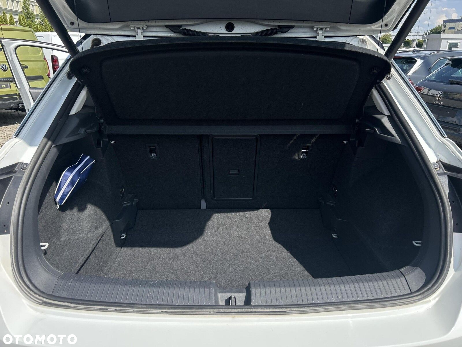 Volkswagen T-Roc 1.5 TSI Style DSG - 27