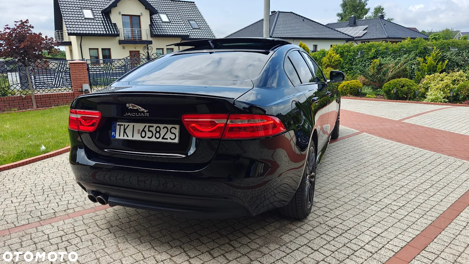 Jaguar XE 20d AWD R-Sport - 3