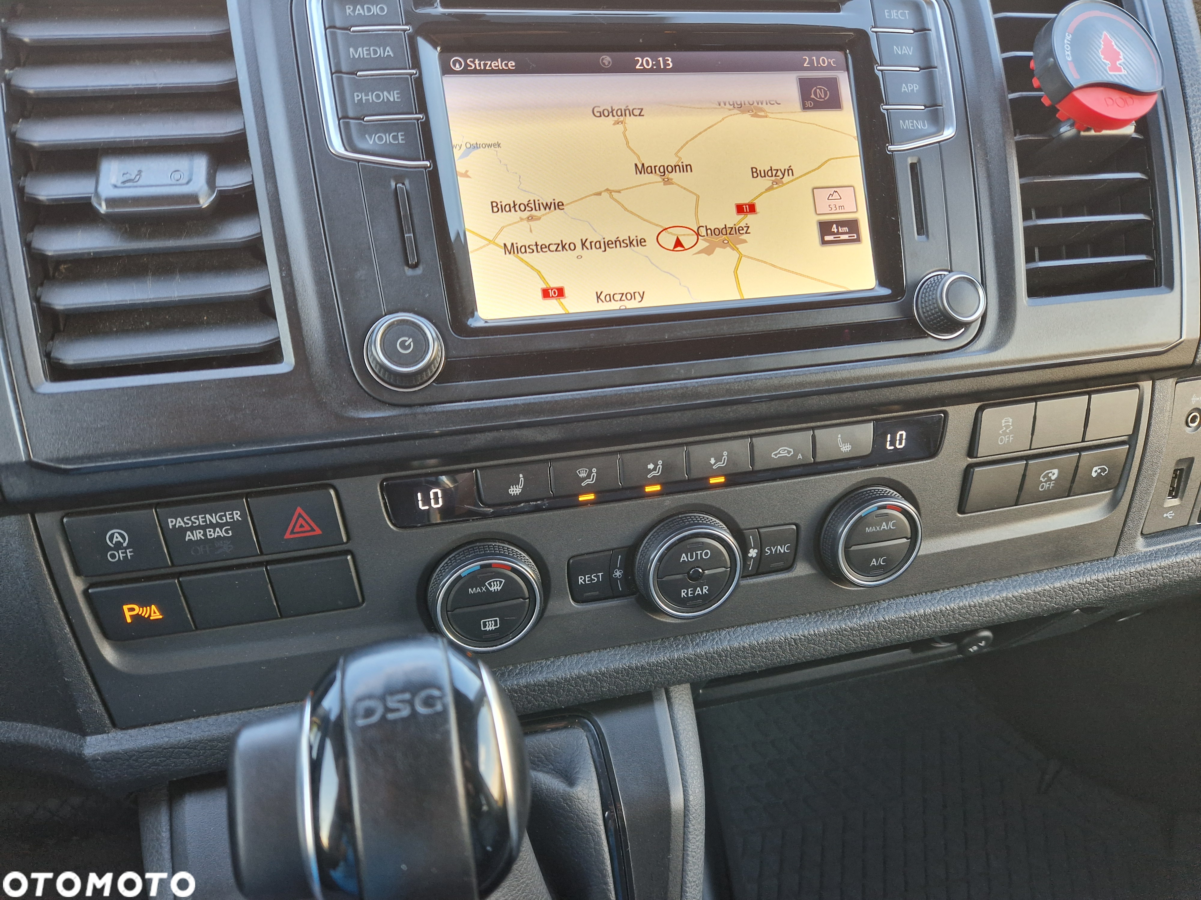 Volkswagen Caravelle 2.0 BiTDI L2 Highline 4Motion DSG - 30