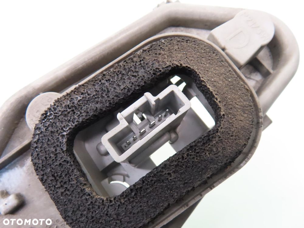 WKŁAD LAMPY PRAWY TYŁ PEUGEOT PARTNER II - 3