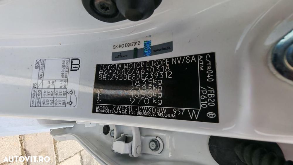 Toyota Corolla - 26