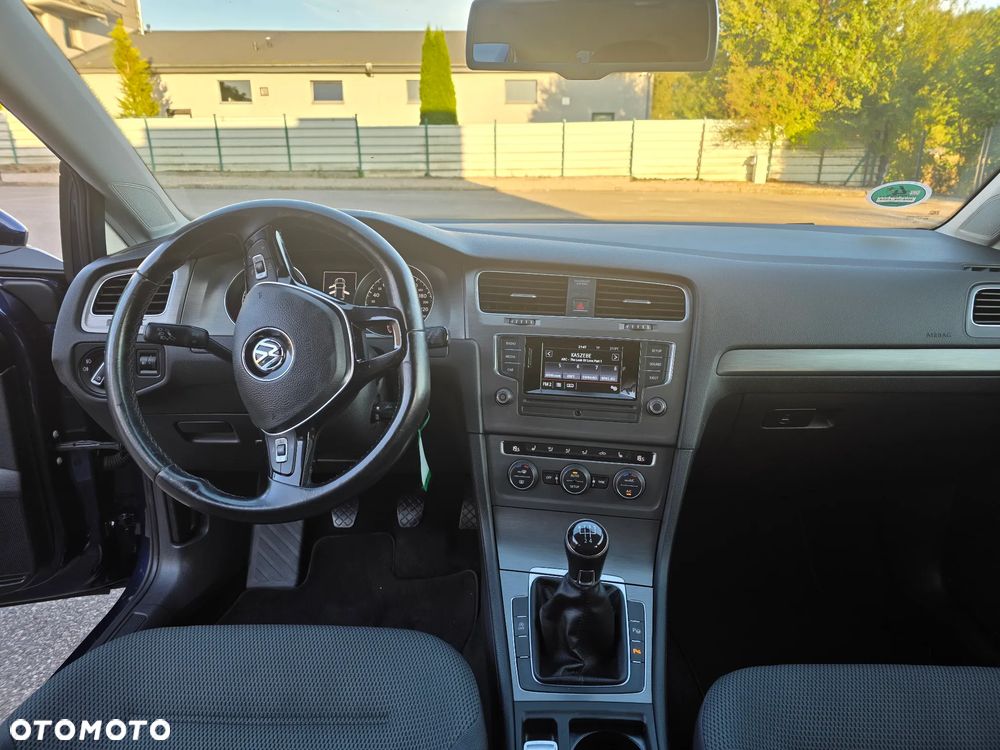 Volkswagen Golf VII 1.2 TSI BMT Trendline - 16