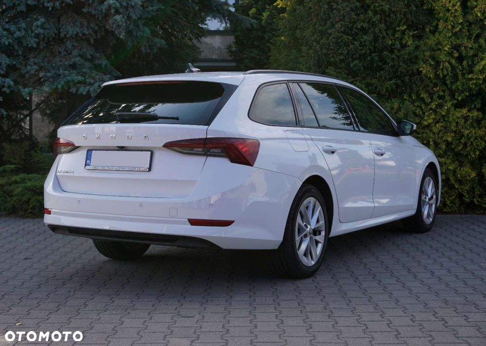 Skoda Octavia - 8