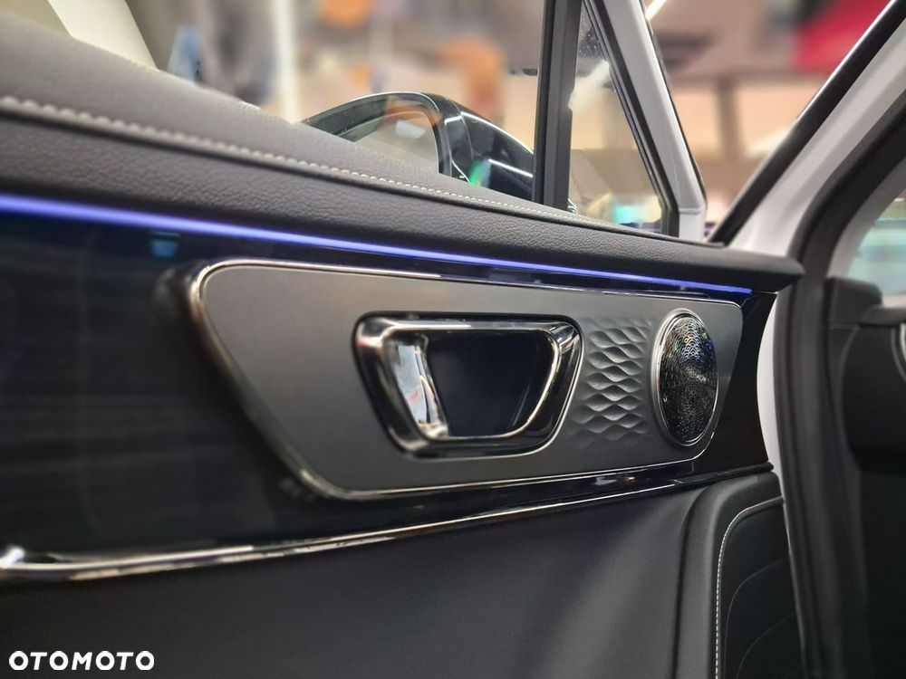 Omoda E5 - 17