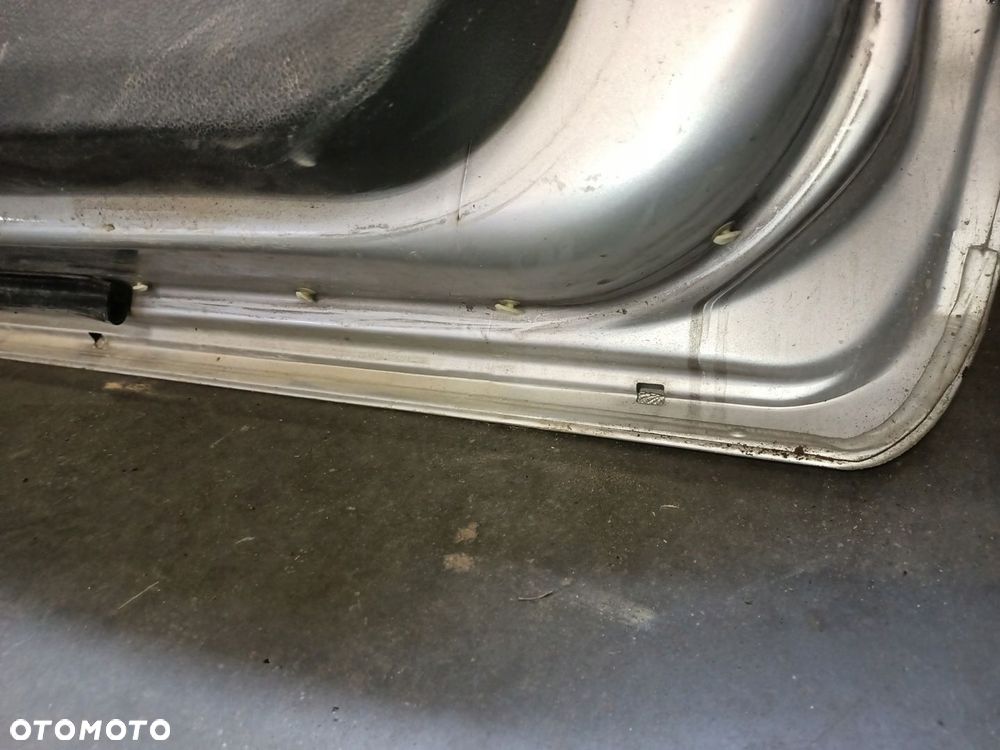 DRZWI LEWY PRZÓD FORD FOCUS MK2 COMBI O3 - 10