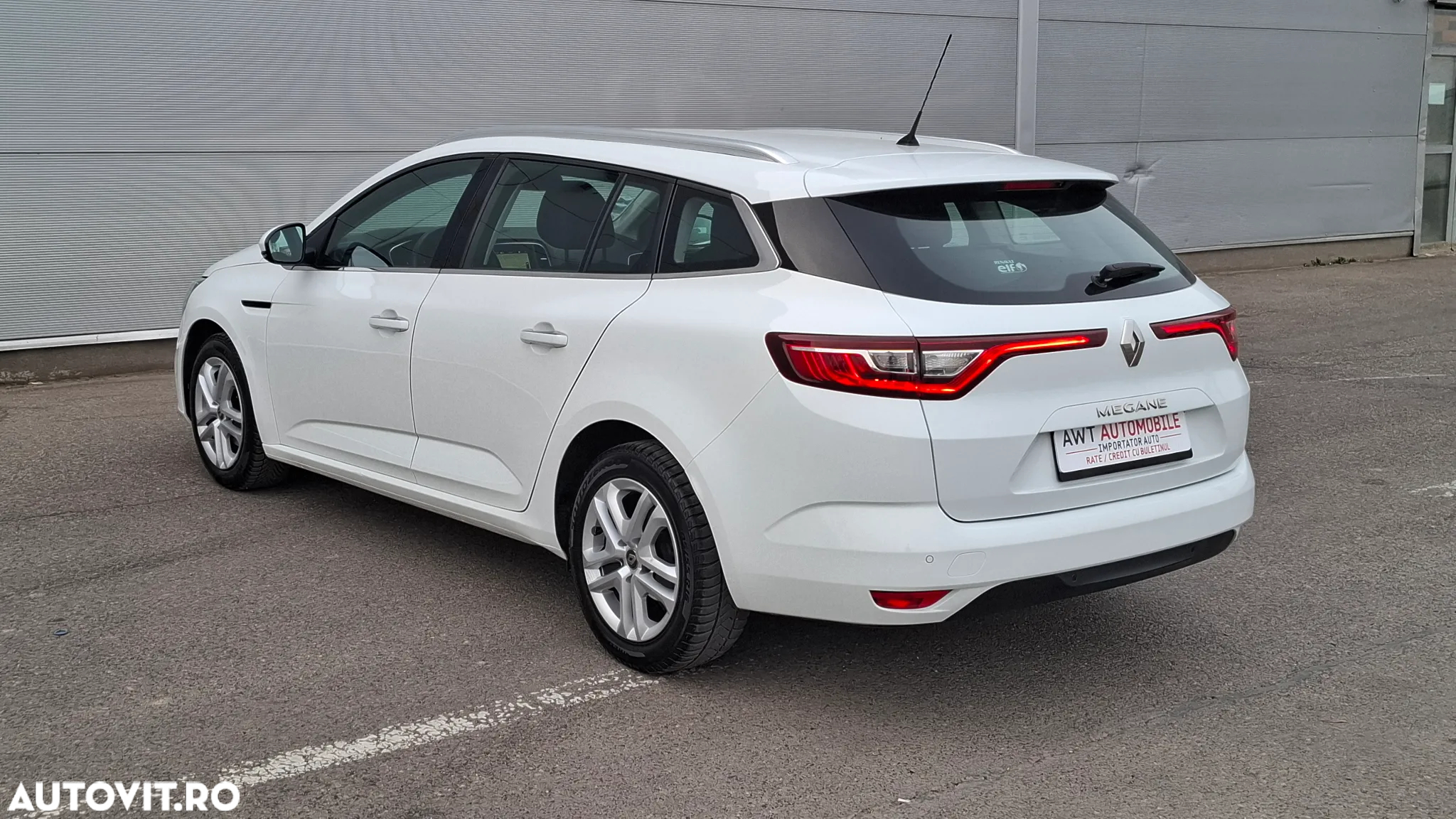 Renault Megane Grandtour TCe 115 GPF LIMITED - 4