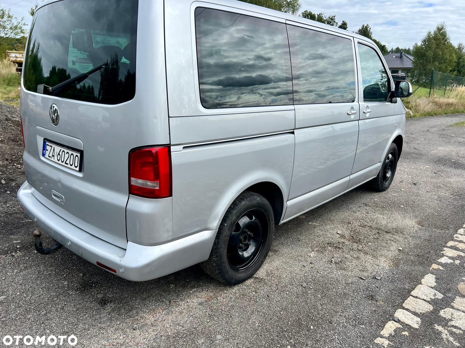 Volkswagen Caravelle TDI L2 Comfortline - 3