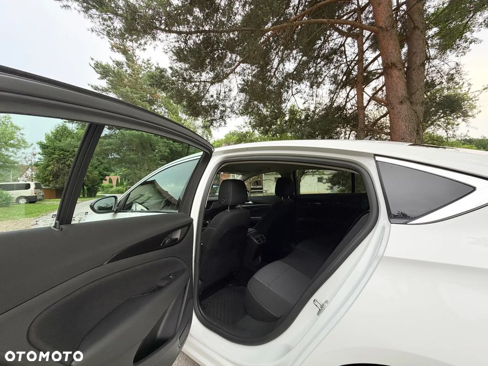 Opel Insignia 2.0 CDTI Business Elegance S&S - 20