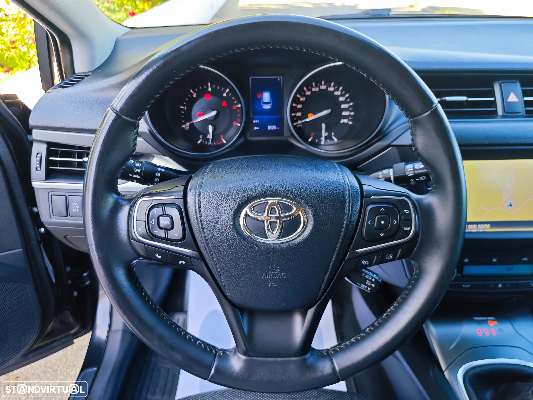 Toyota Avensis Touring Sports 2.0 D-4D Luxury+GPS - 14