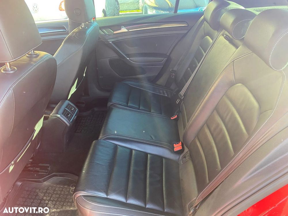 Volkswagen Golf 2.0 TDI DPF BMT DSG GTD - 10