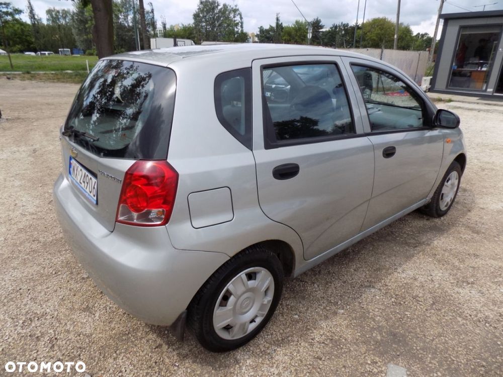 Chevrolet Aveo - 3
