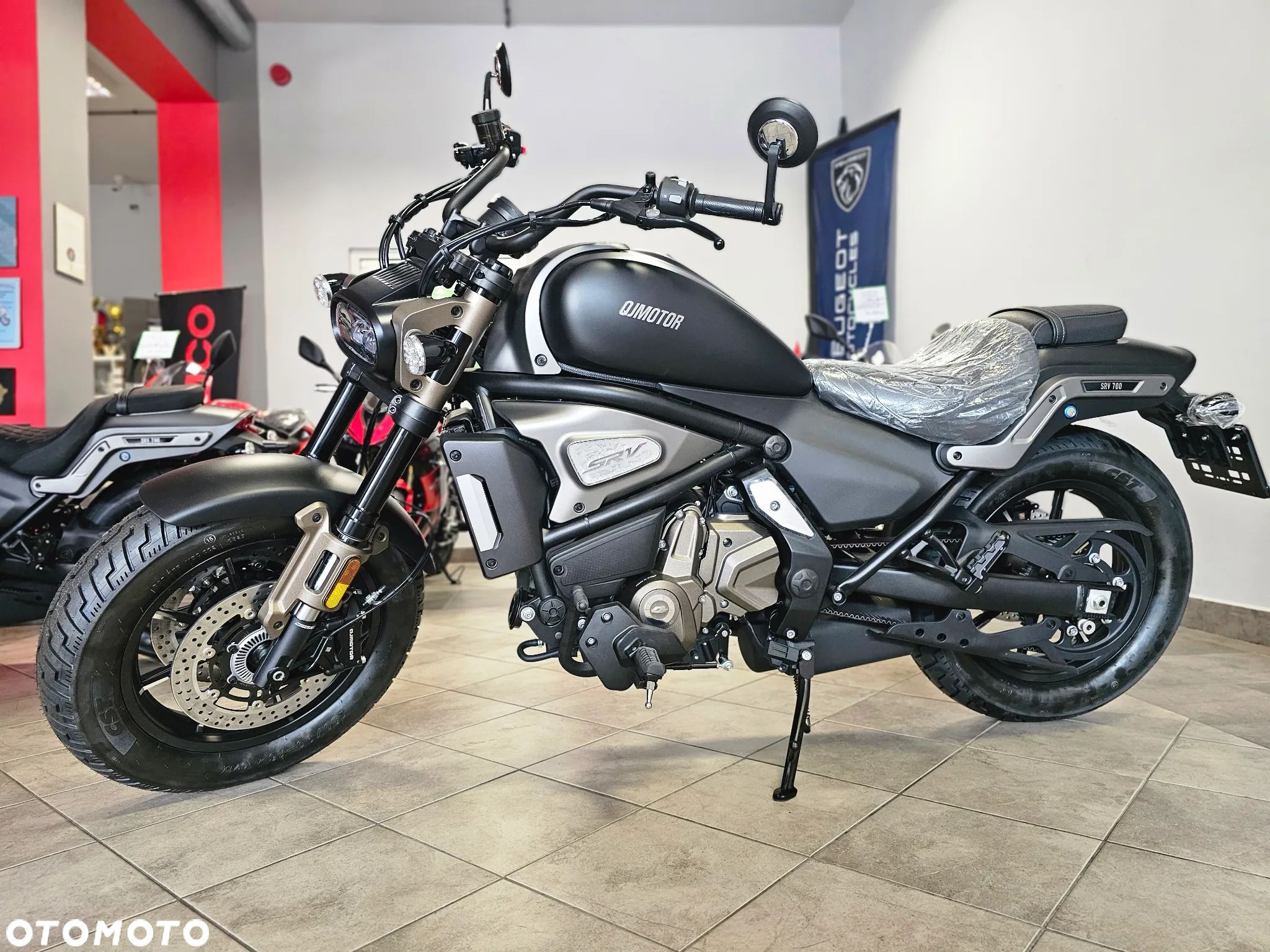 QJMOTOR SRV 700 - 1
