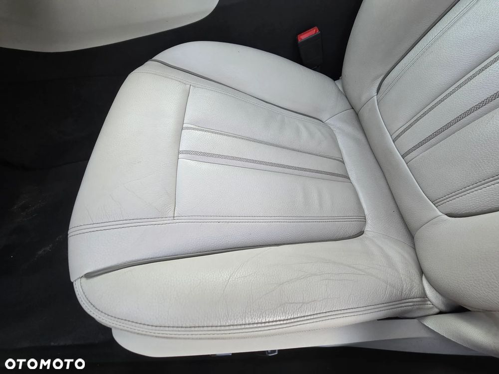 BMW Seria 5 520d xDrive Luxury Line - 34