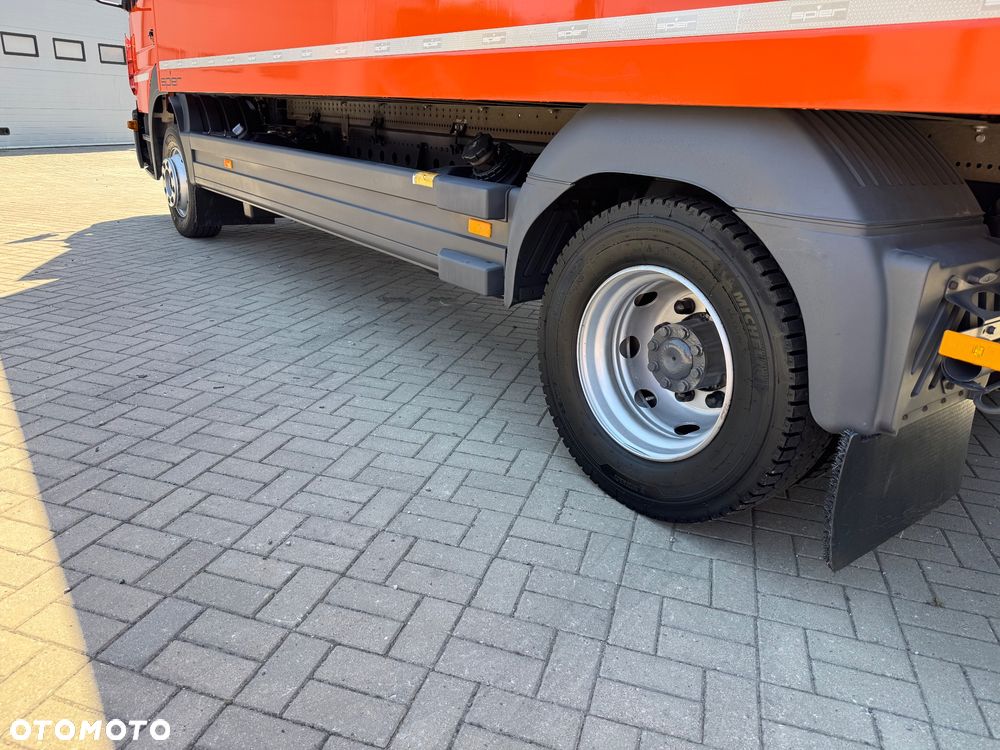 Mercedes-Benz ATEGO - 26