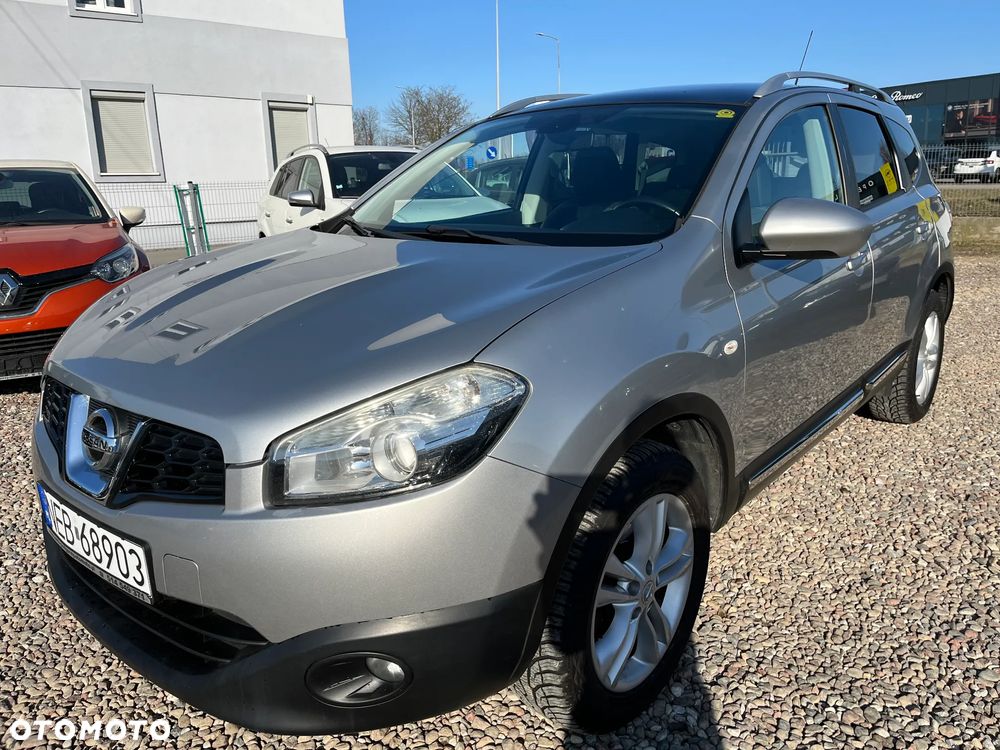 Nissan Qashqai+2 - 10