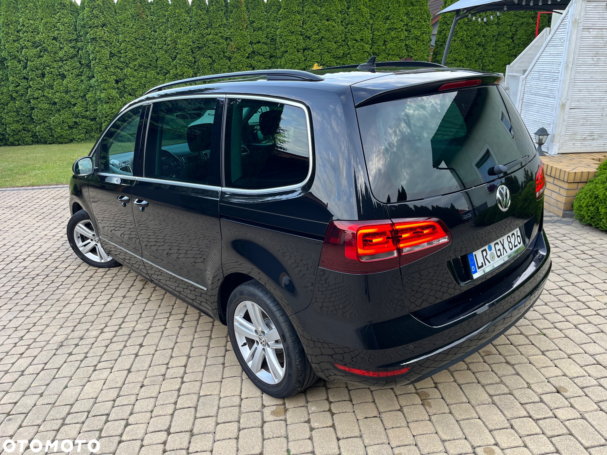 Volkswagen Sharan 2.0 TDI DSG Comfortline United - 2