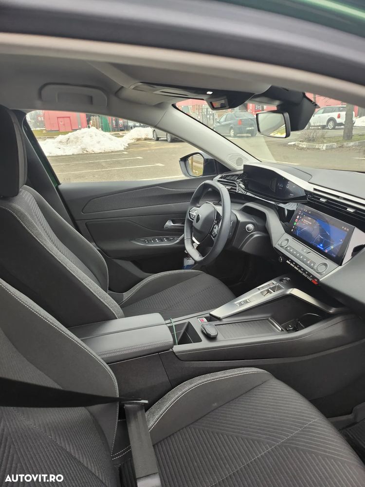 Peugeot 308 PureTech 130 EAT8 Active Pack - 11