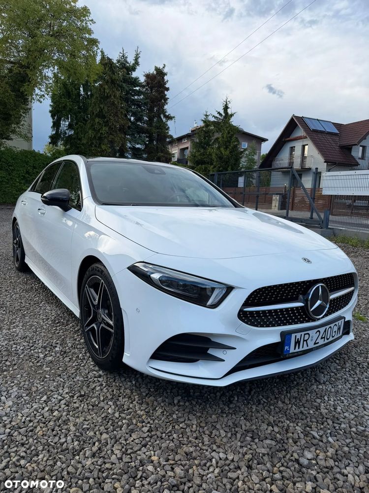 Mercedes-Benz Klasa A 220 4-Matic AMG Line 7G-DCT - 3
