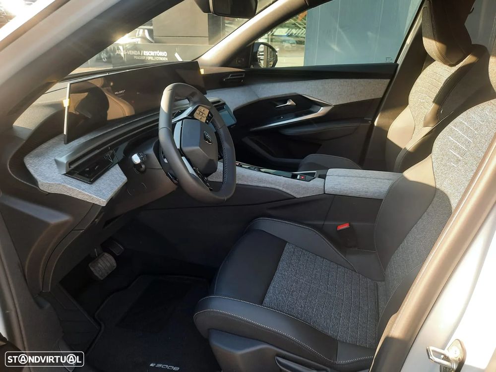 Peugeot E-5008 73 kWh Allure - 6